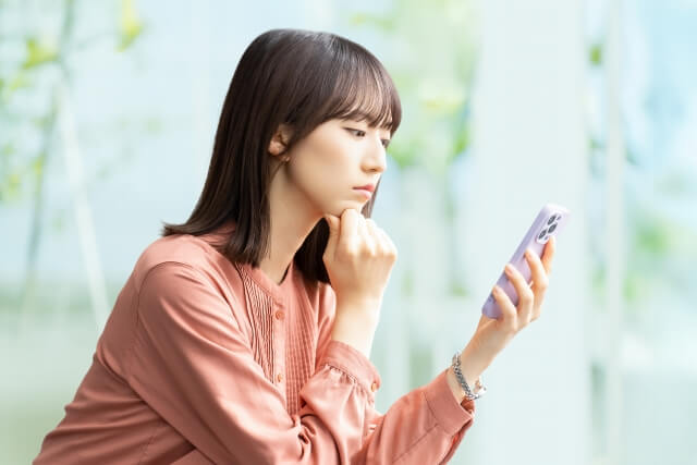 防犯設備が不十分な学生寮で発生する可能性のあるトラブル